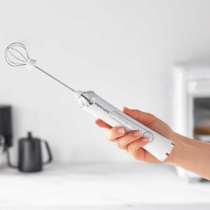 PRIMOVATE Rechargeable Milk Frother Handheld, Electric Coffee Frother with 2 Whisk, 3-Speed Powerful Drink Mixer, USB-C, Milk Foamer for Coffee, Latte, Cappuccino,Matcha & HotChocolate(White no Stand)