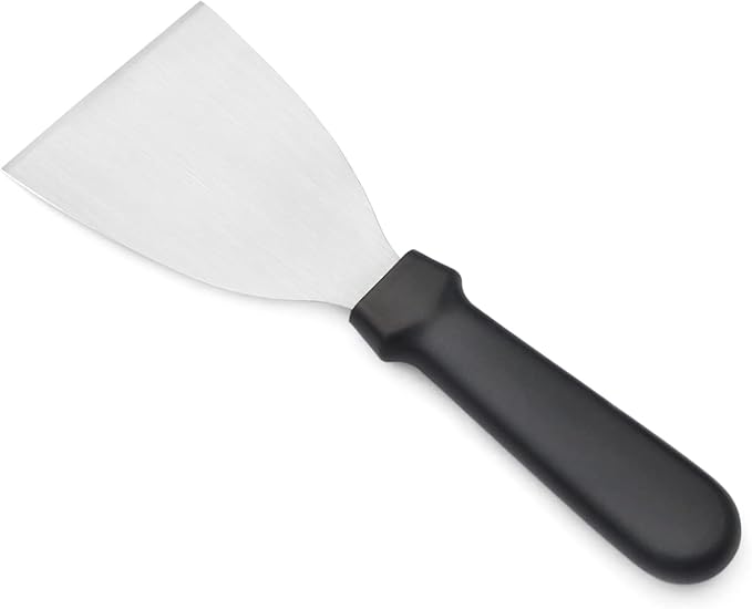 New Star Foodservice Stainless Steel Slant Edge Grill Scraper with Black Plastic Handle, 4 x 8.5 Inch Restaurant Grade Griddle Scraper, Flat Top Scraper, Grill Cleaning Tool