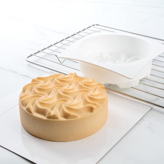 Pastry Tek 6.8 Inch Swirl Cake Pan, 1 Oven-Ready Silicone Bundt Cake Pan - Flexible, Freezable, White Silicone Small Cake Mold, Easy Release, For Baking Desserts - Restaurantware