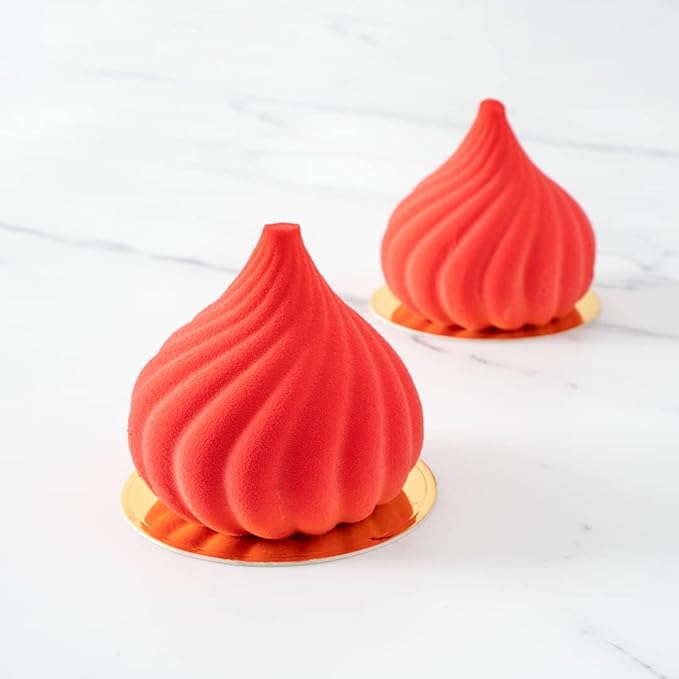 Restaurantware-Pastry Tek 6 Cavities Spiral Silicone Mold, 1 Oven-Ready Spiral Mold - Flexible, Freezable, White Silicone Spiral Jello Mold, Easy Release, For Baking