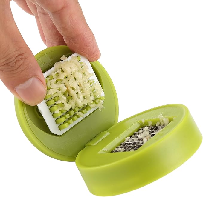 DOSMAMZ 2PCS Garlic Presses and Chopper with Container