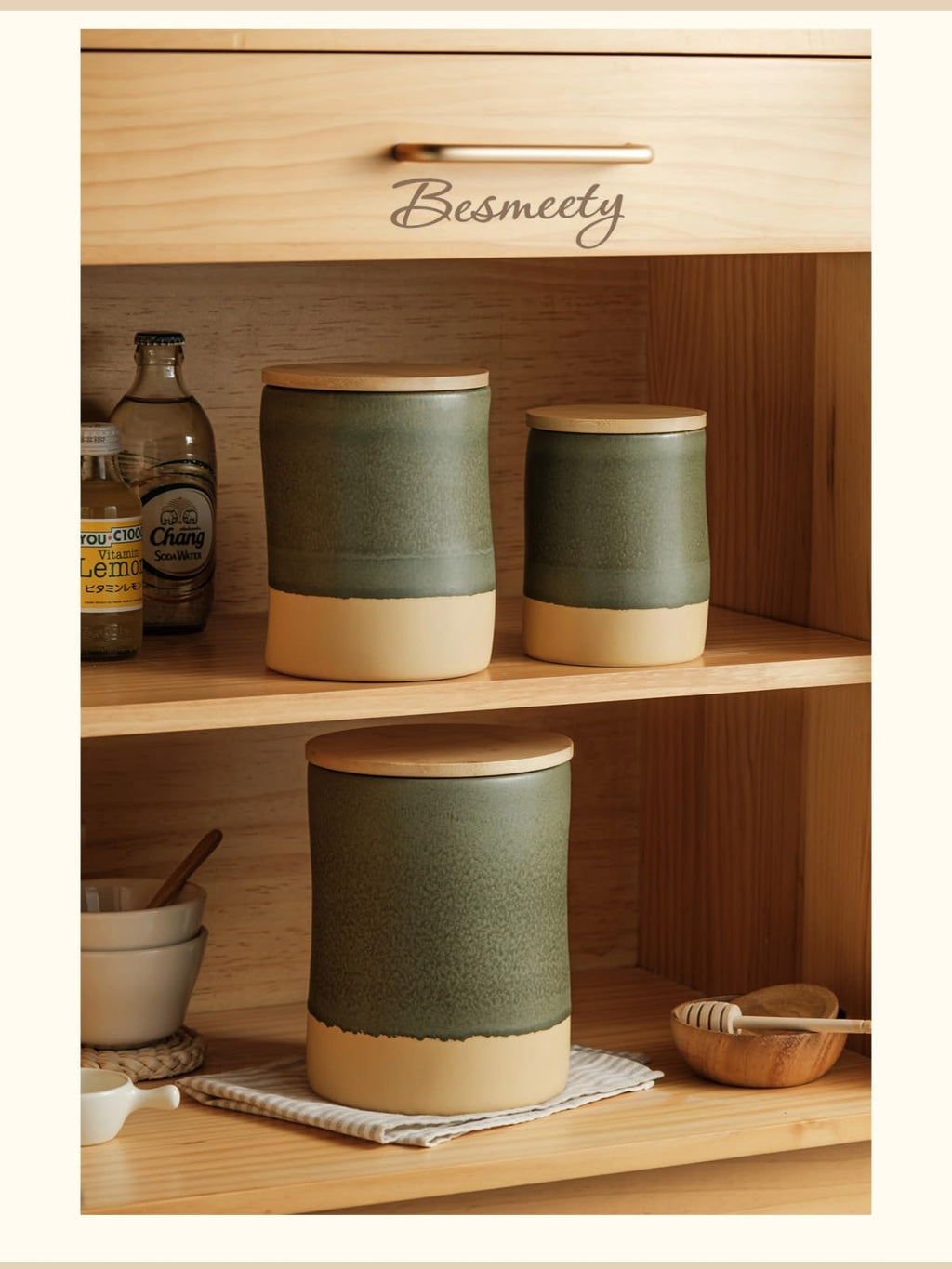 Besmeety Canisters Sets for the Kitchen, 23 oz x 40 oz Flour Sugar Storage Containers, Ceramic Kitchen Canisters for Countertop Set of 2 with Airtight Lids