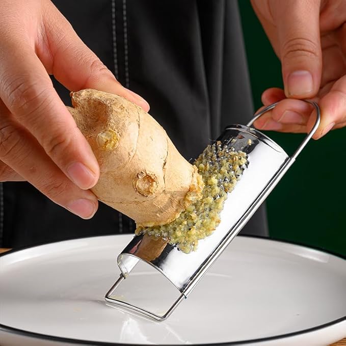 Nutmeg Grater Stainless Steel Kitchen Grater, Multifunctional Zester for Ginger, Garlic,Cheese Grate Nutmeg, Lemon, Lemon ZesterDurable and Professional Kitchen Tool Garlic Tools