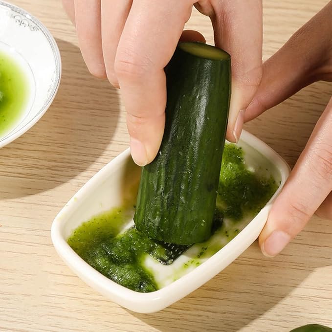 HOLIDYOYO Ginger Garlic Grater Reusable Hand Grater Kitchen Tool for Ginger Garlic Fruit Easy Cleaning 3.93 X 2.75 X 0.78 in