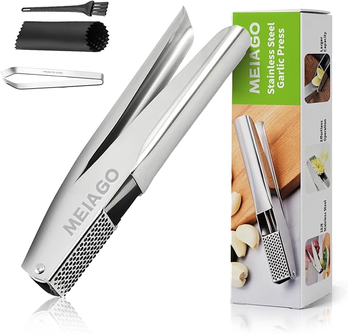 MEIAGO Garlic Press, Stainless Steel Garlic & Ginger Crusher, with Built-In Cleaner, Rust Resistant, No Peel, Large Capacity, Easy Clean，Dishwasher Safe，Silver