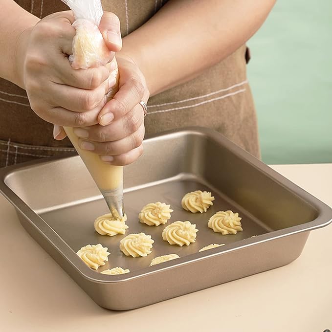Piping Bags 12 & 16 Inch, 200 PCS Tipless Piping Bags Disposable Pastry Bags Thick Icing Bags for Decorating Cake Cookies