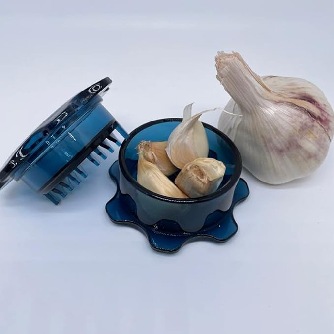 Angel’s Peel Lounge Garlic Mincer (Blue)