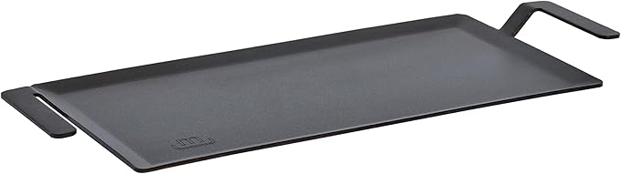Made In Cookware - Carbon Steel Griddle - Professional Cookware - Crafted in Sweden - Induction Compatible