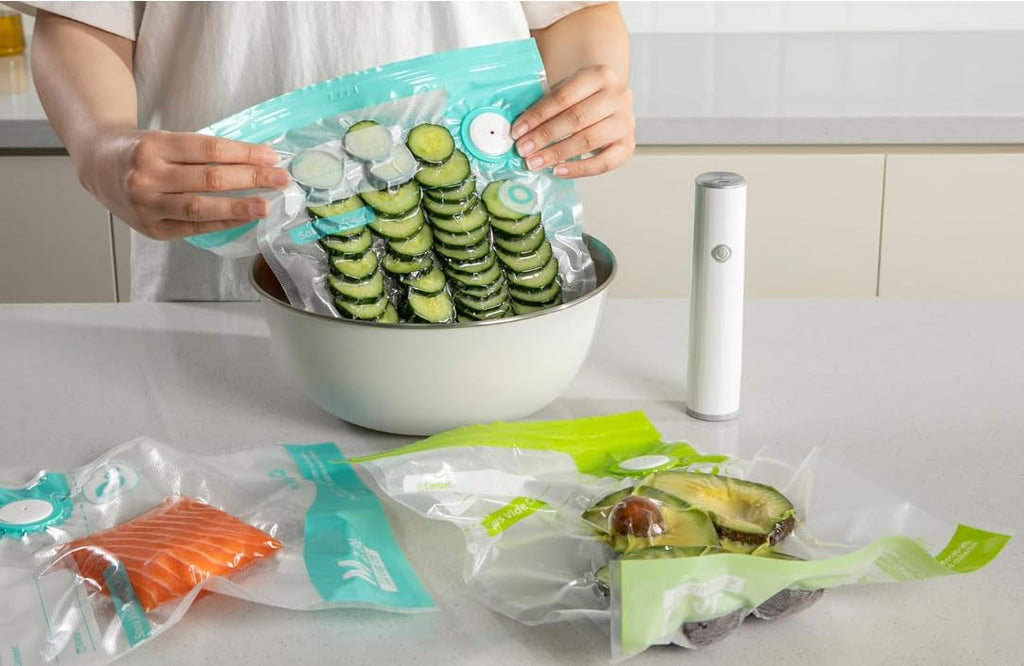 Vacuum Sealer Bags for Food, 20 PCS Reusable Sous Vide Bags BPA Free, Vacuum Zipper Bag with Universal Air Valve,2 Sizes Food Storage Bag for Meal Prep.