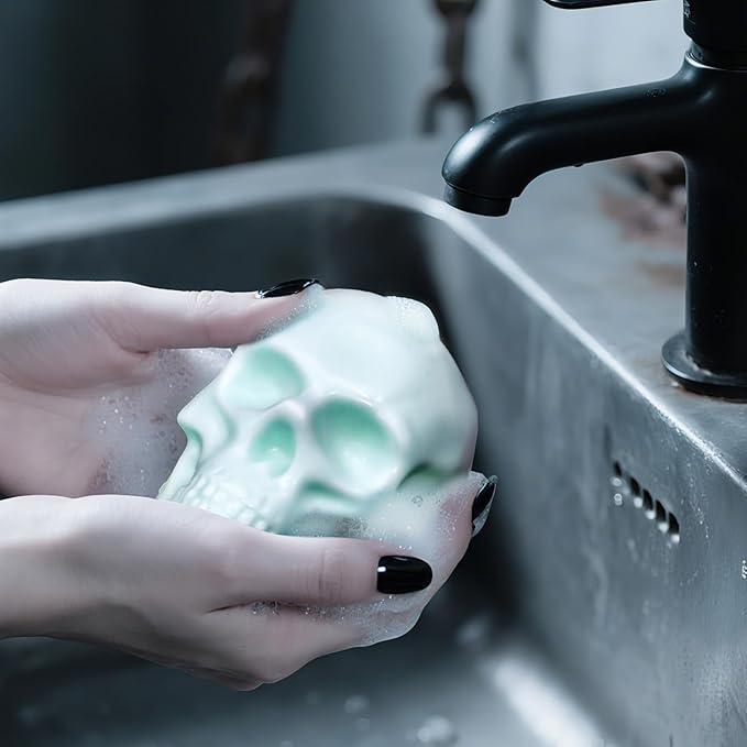 ZQYSING Resin Skull Molds, Set of 7 Sizes Halloween Skull Casting Molds