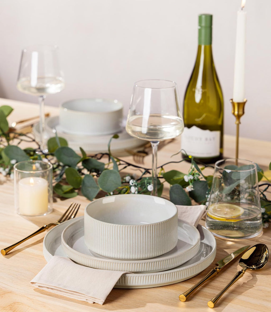 TheTerra Ceramic Dinnerware Set for 6, 18-Piece Plates and Bowls Set