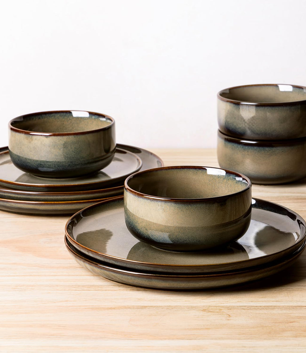 TheTerra Ceramic Dinnerware Set for 8, 24-Piece Plates and Bowls Set