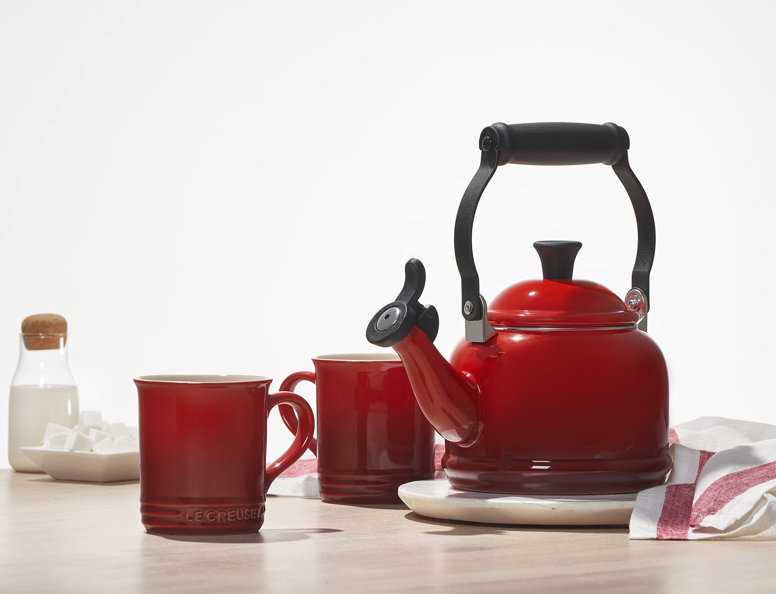 Le Creuset Demi Kettle (1.25 qt.) and 2 Mugs (14 oz. each), White/Black