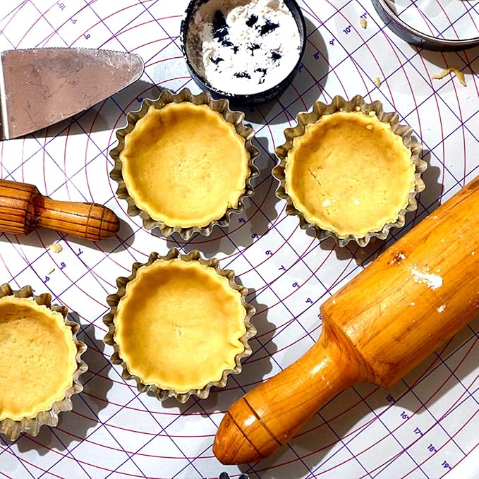 Unomor Stainless Steel Chrysanthemum Tart Mold 6 Pack Flower Tart Pans 2.40 X 2.40 X 0.90 in Reusable Non-Stick Baking Molds for Egg Tarts Mini Cupcakes Muffins Diy Desserts