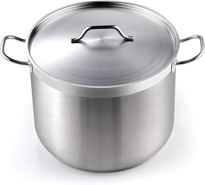 Cooks Standard Professional Stainless Steel Stock Pot, Heavy Duty Induction Soup Pot with Lid, Large Pot for Cooking Pasta, Soup, Oven Safe, Dishwasher Safe, Compatible with Most Stovetops, 30-Quart