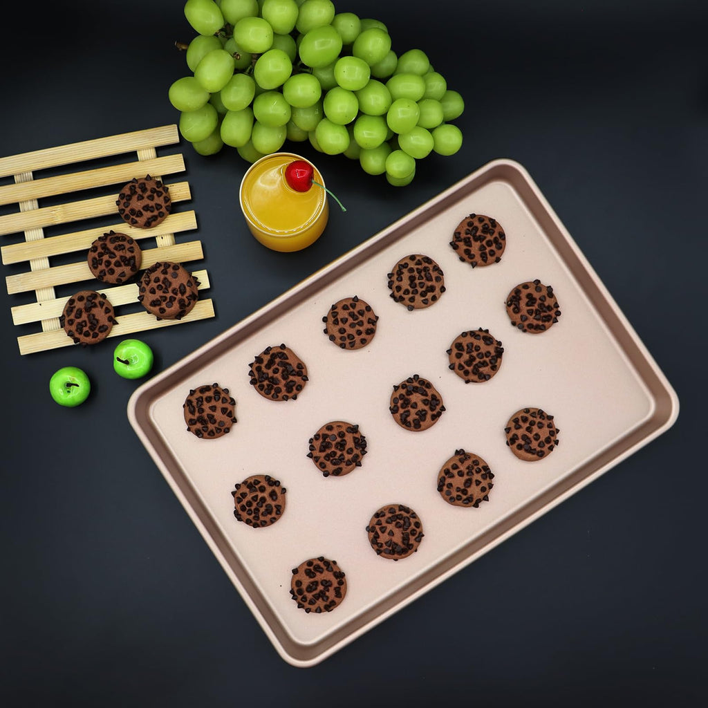 JOHO BAKING 3-Pack Nonstick Carbon Steel Baking Sheet Set | Heavy Duty 0.8mm Cookie Sheets - Large 17.8"x12" & 2 Medium 15.7"x10.8" Commercial Gold Pans for Oven, Roasting & Toaster