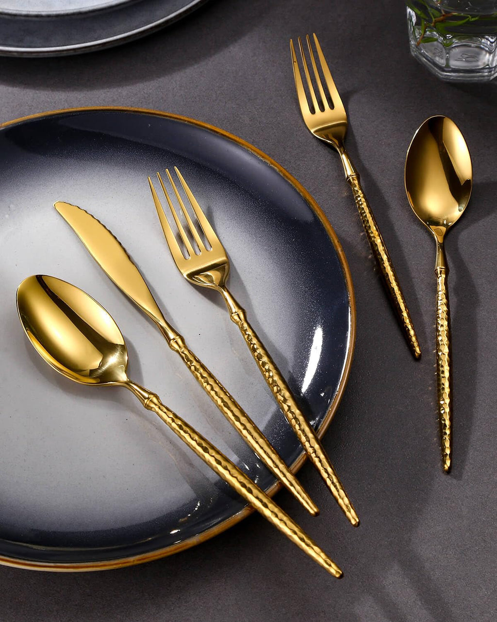 Lemeya 20-Piece Hammered Gold Silverware Set,18/10 Stainless Steel Forging Heavy Duty Cutlery Set for 4, Luxury Unique Flatware Set,Spoons and Forks Set,Mirror Polished,Dishwasher Safe