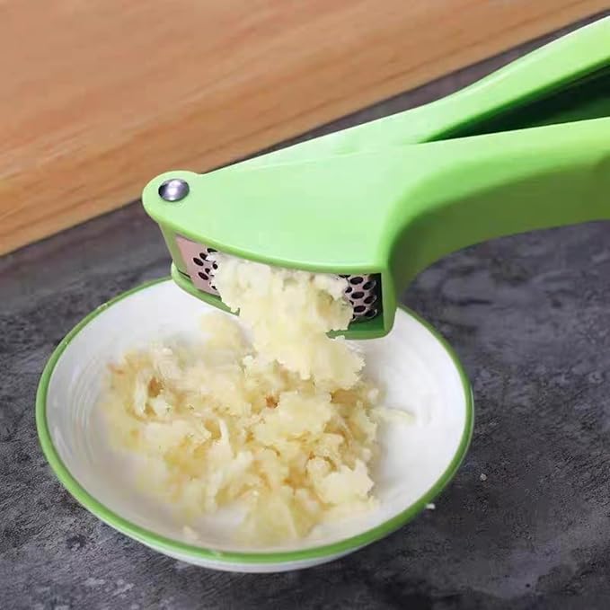 HXLIANG Garlic Press Dicer Wheel, Plastic Garlic Masher, Simple Household Manual Kitchen Tool with Garlic Press Box (rotundity)