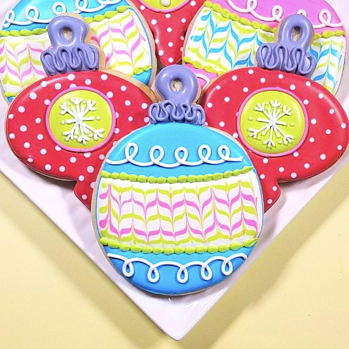 Kanehosi Christmas Ornament Cookie Cutters 8Pcs, Large Cookie Cutters Sturdy Stainless Steel Fondant Dough Cutters for Baking Christmas Decoration