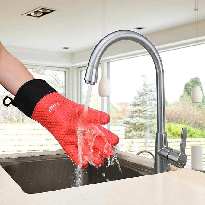 Loveuing Kitchen Oven Gloves - Dual-Layer Heat Resistant Grilling Gloves, Silicone Oven Mitts with 5 Fingers, Waterproof Non-Slip Pot Holder for Barbecue, Cooking, Baking (Red, Long)