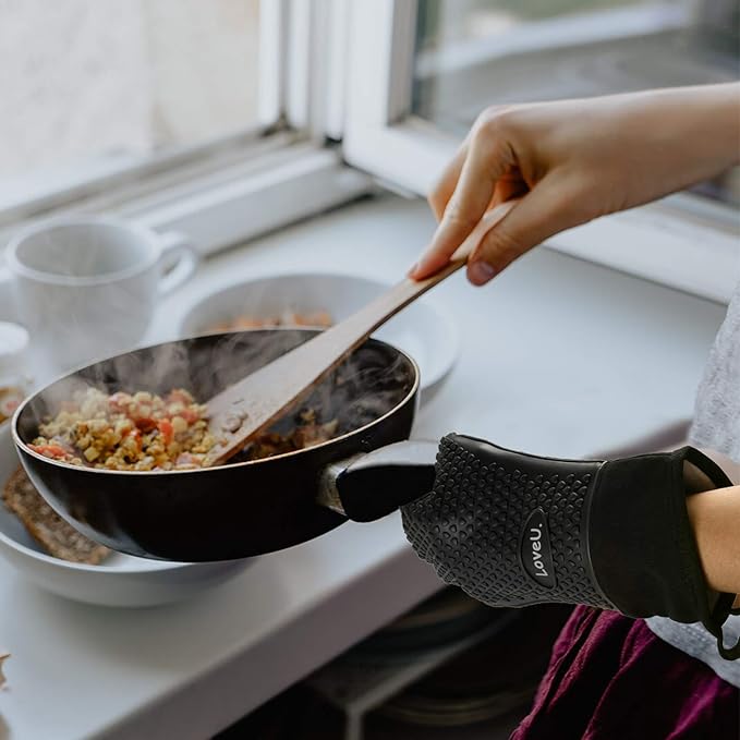 Loveuing Kitchen Oven Gloves - Dual-Layer Heat Resistant Grilling Gloves, Silicone Oven Mitts with 5 Fingers, Waterproof Non-Slip Pot Holder for Barbecue, Cooking, Baking (Black Long)