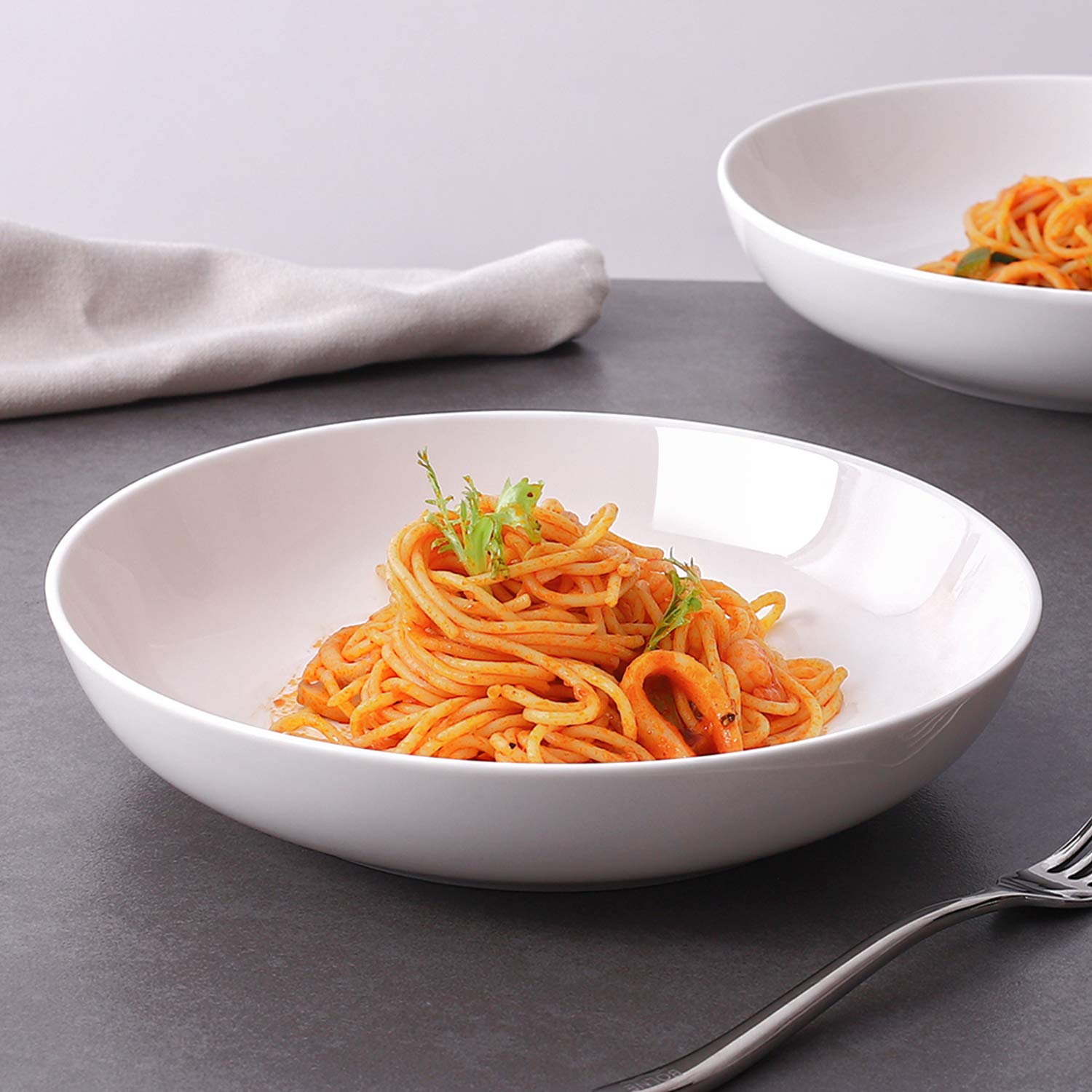 DOWAN 9.75" Pasta Bowls Set of 4, Large Shallow White Ceramic Salad Bowls, 50oz Wide Dinner Bowls for Pasta, Soup, Salad & Stew, Microwave & Dishwasher Safe, Housewarming Gift(Soft White)
