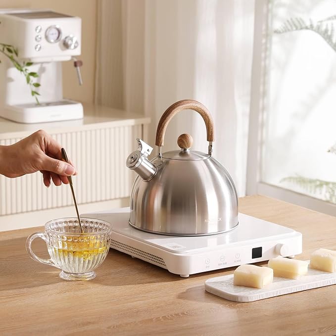 MAXCOOK 18/8 Stainless Steel Tea 2.1 Quart Kettle for Stovetop，Silver