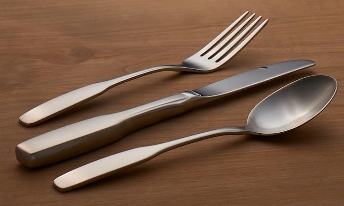 Oneida Silverware Set, Paul Revere 5 Piece Fine Silverware Place Setting Set, Service for 1, 18/10 Stainless Steel, Dishwasher Safe, Knives Spoons And Forks Sets, Home And Kitchen (Silver, 5 Piece)