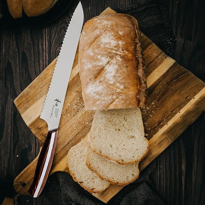 [NAGOMI] 8 inch Serrated Bread Knife, Stainless Steel HRC58 Ultra-sharp Serrated Blade Bread Knife For Homemade Bread | Black Stylish Gift Box