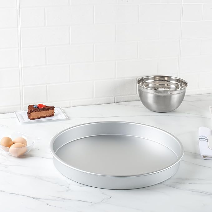 Restaurantware-Met Lux 16 x 2 Inch Straight-Sided Baking Tins, 12 Round Cake Pans - Oven-Ready, Freezable, Anodized Aluminum Round Baking Pans, Greaseproof, For Layer Birthday Cakes