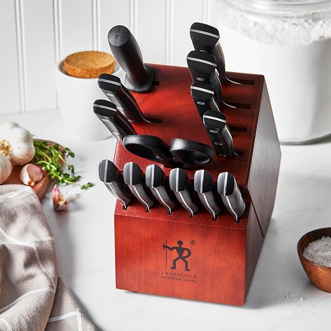 HENCKELS Dynamic Razor-Sharp 15-Piece Knife Set, Chef, Bread, Steak, German Engineered Informed by 100+ Years of Mastery