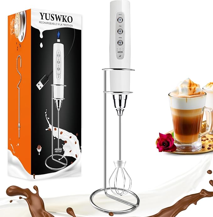 YUSWKO Handheld Milk Frother Wand for Coffee, Rechargeable Electric Whisk with 3 Heads 3 Speeds Drink Mixer Coffee Frother For Latte, Cappuccino, Hot Chocolate, Egg, White with Holder