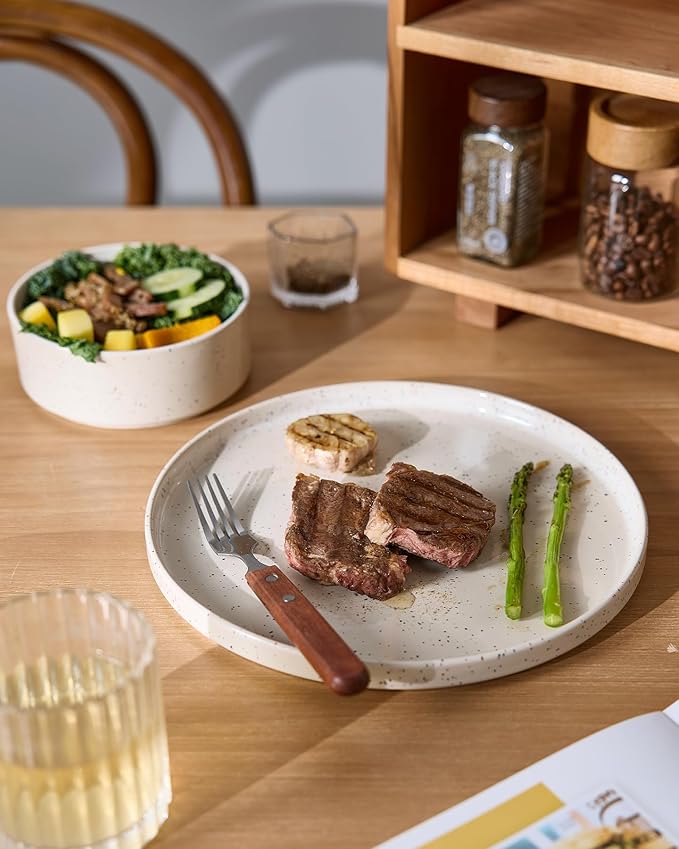 Famiware Nebula 24-Piece Stoneware Dinnerware Set, Creamy White