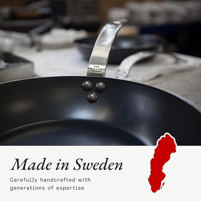Made In Cookware - Carbon Steel Griddle - Professional Cookware - Crafted in Sweden - Induction Compatible