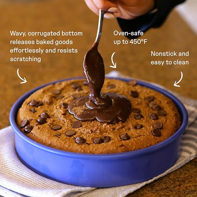Great Jones Nonstick and Non Toxic 9 Inch Round Cake Pan (Blueberry)