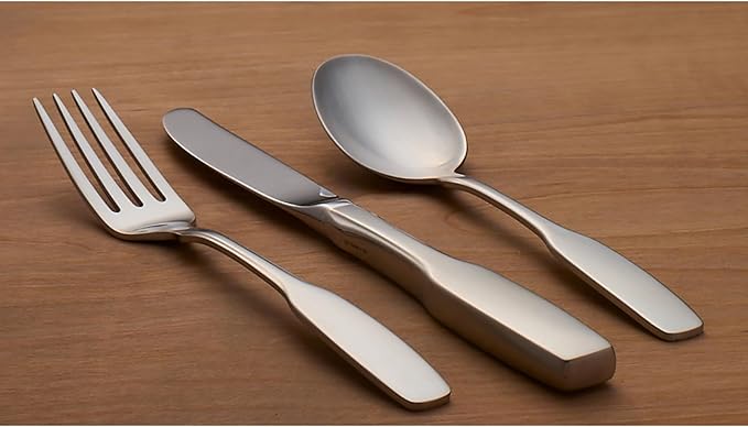 Oneida Silverware Set, Paul Revere 5 Piece Fine Silverware Place Setting Set, Service for 1, 18/10 Stainless Steel, Dishwasher Safe, Knives Spoons And Forks Sets, Home And Kitchen (Silver, 5 Piece)