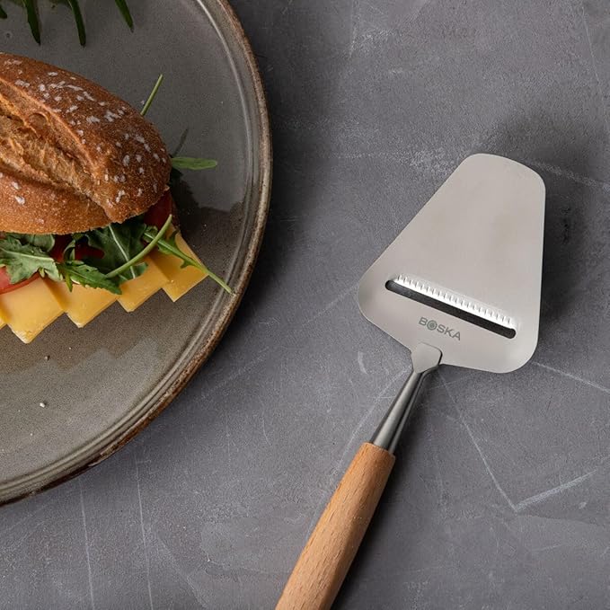 Boska Cheese Slicer Amigo - Slicer for Mature and Aged Cheese - Ergonomic Handle - Stainless Steel - Beech Wood - Non-stick Thanks to BSF Treatment - Also for Slicing Vegetables
