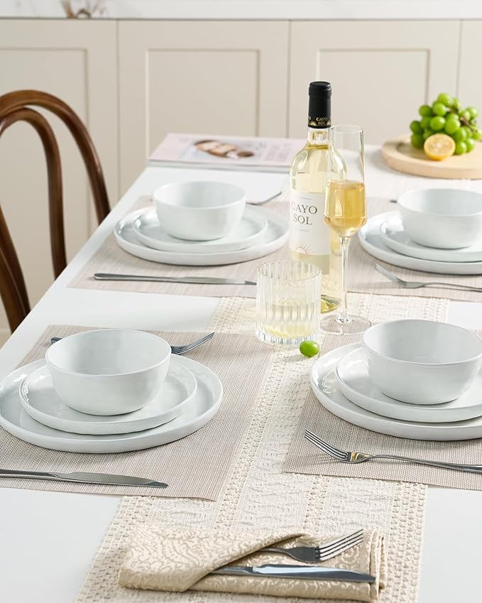 Famiware Mars Stoneware Dinnerware Set for 4, White
