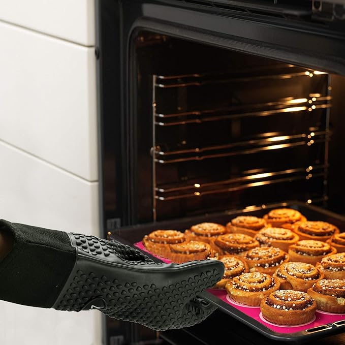 Loveuing Kitchen Oven Gloves - Dual-Layer Heat Resistant Grilling Gloves, Silicone Oven Mitts with 5 Fingers, Waterproof Non-Slip Pot Holder for Barbecue, Cooking, Baking (Black Long)
