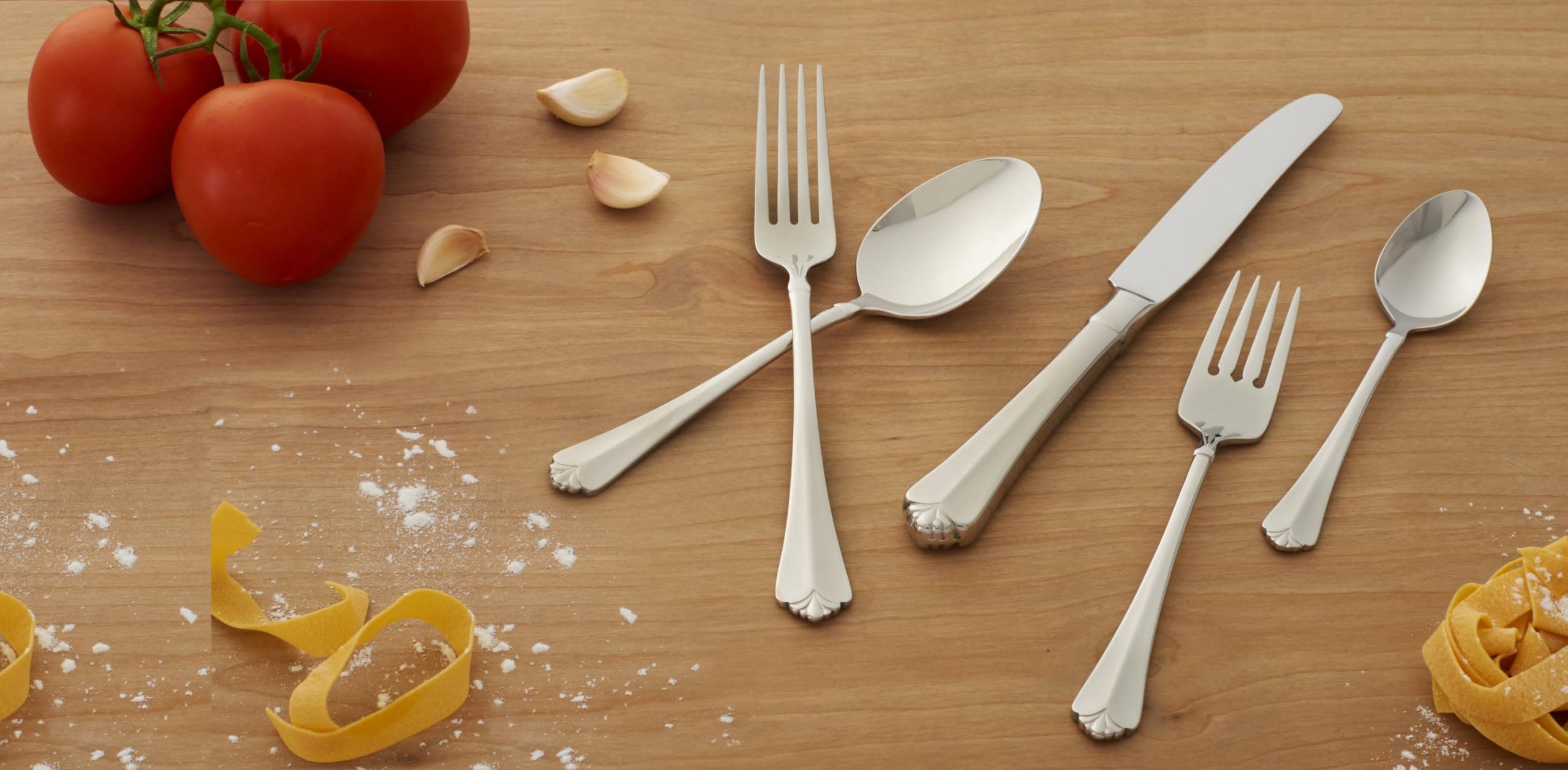 Oneida Juilliard Dinner Forks Silverware Set for 4, Flatware