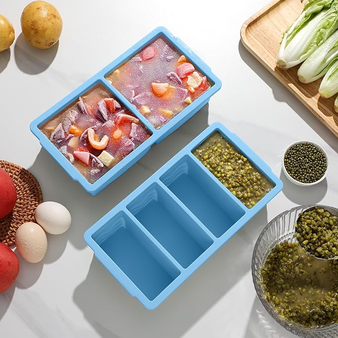 Silicone Freezer Trays with Lid for Soup, 1-Cup & 2-Cup Large Ice Cube Molds Food Storage Containers for Meal Prep, Freeze 500mL/250mL/125mL Portions – 2 Pack