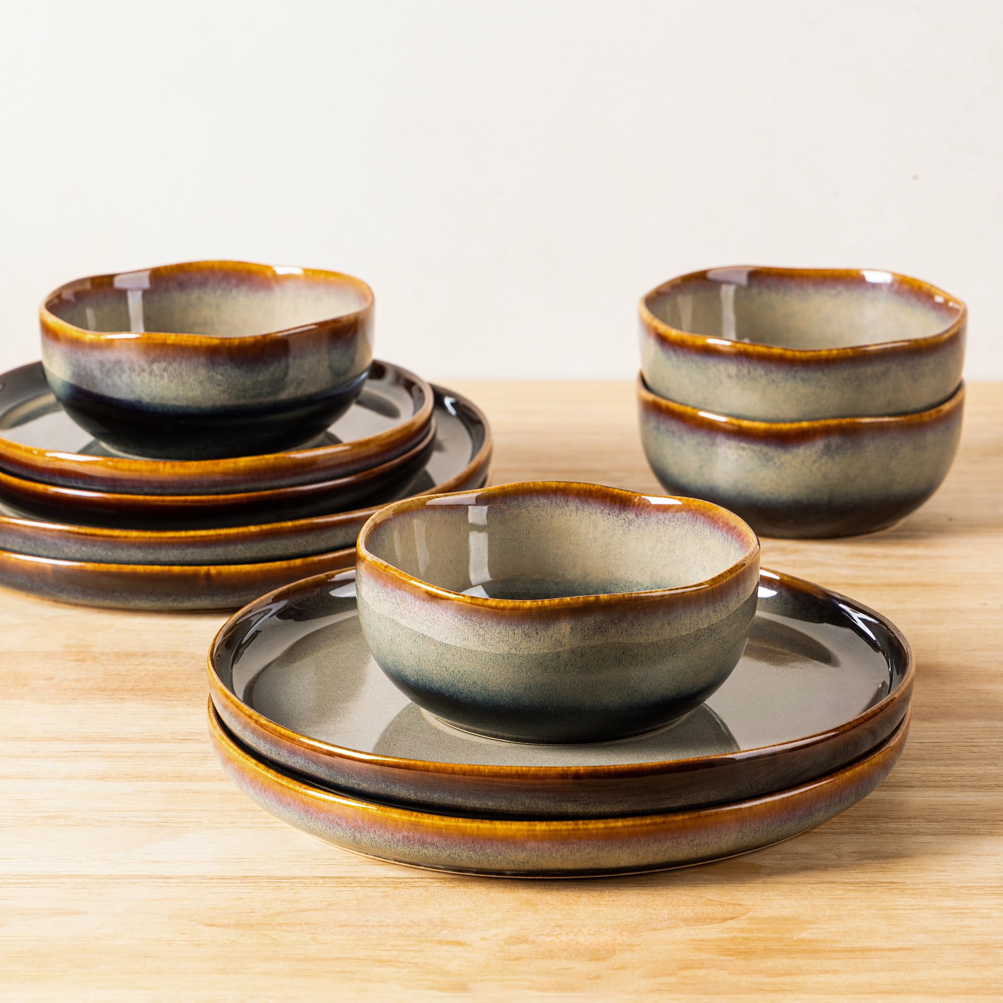 TheTerra Ceramic Dinnerware Set for 4, 12-Piece Plates and Bowls Set