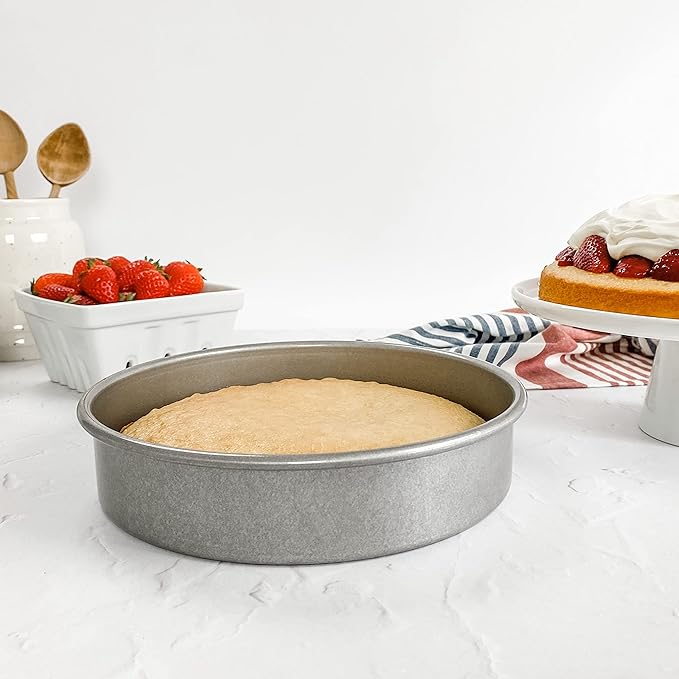 USA Pan Bakeware Nonstick Round Cake Pan, 9-Inch, Aluminized Steel