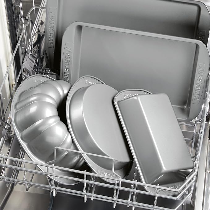 Farberware Nonstick 9x13 Baking Pan - Warp-Resistant Brownie Cake Pan