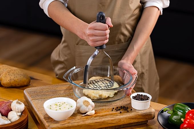 Zyliss Potato Masher Robust Stainless Steel Food and Vegetable Masher