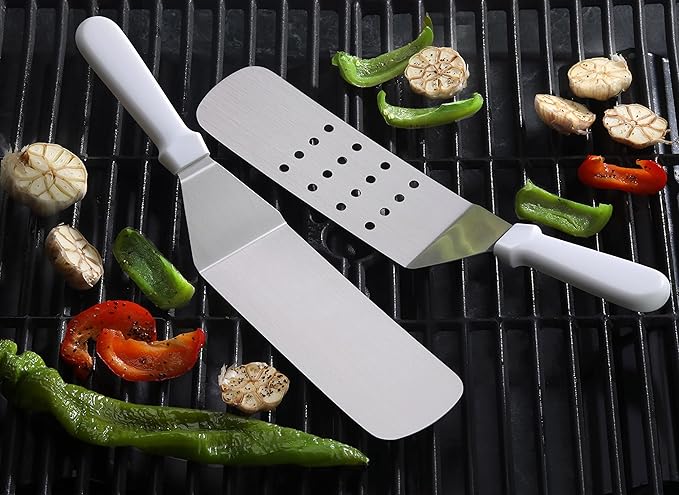 New Star Foodservice Commercial Grade Plastic Handle Flexible Grill Turner/Spatula, 14.5-Inch, White