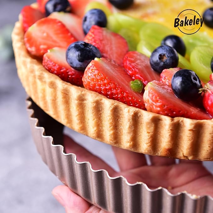 Bakeley 11-Inch Round Tart Pan with Loose Removable Bottom, Non-Stick Carbon Steel Quiche Pan for Oven Baking (Champagne Gold)