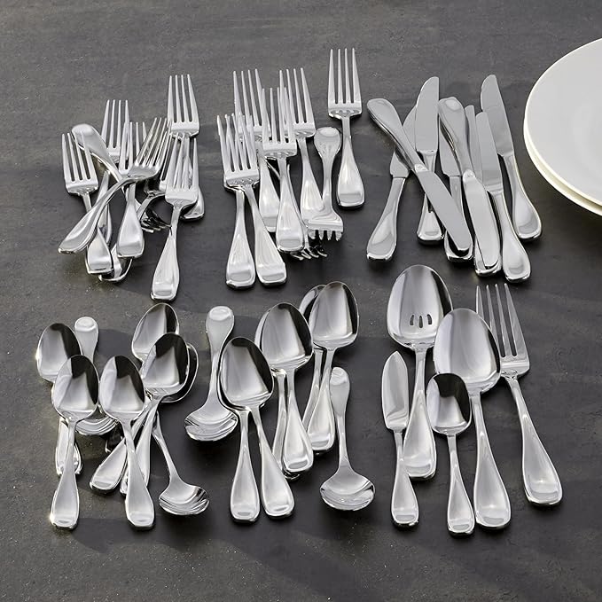 Oneida Voss 20-Piece 18/0 Silverware Set for 4, Flatware