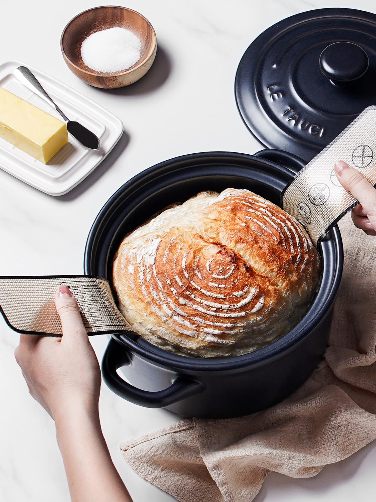 LE TAUCI 3 QT Ceramic Bread Baker with Lid for Sourdough, Covered Bread Baking Pot with Natural Steam Retention, Oven Safe to 500°F, Silicone Bread Sling Included, Midnight Blue