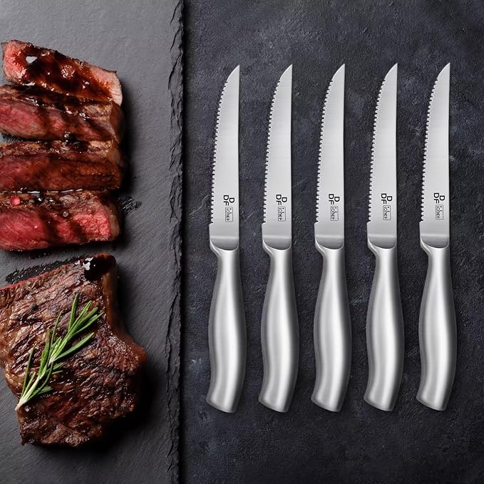 Steak Knives Set of 6, 4.5-Inch Serrated Steak Knives, Dishwasher Safe
